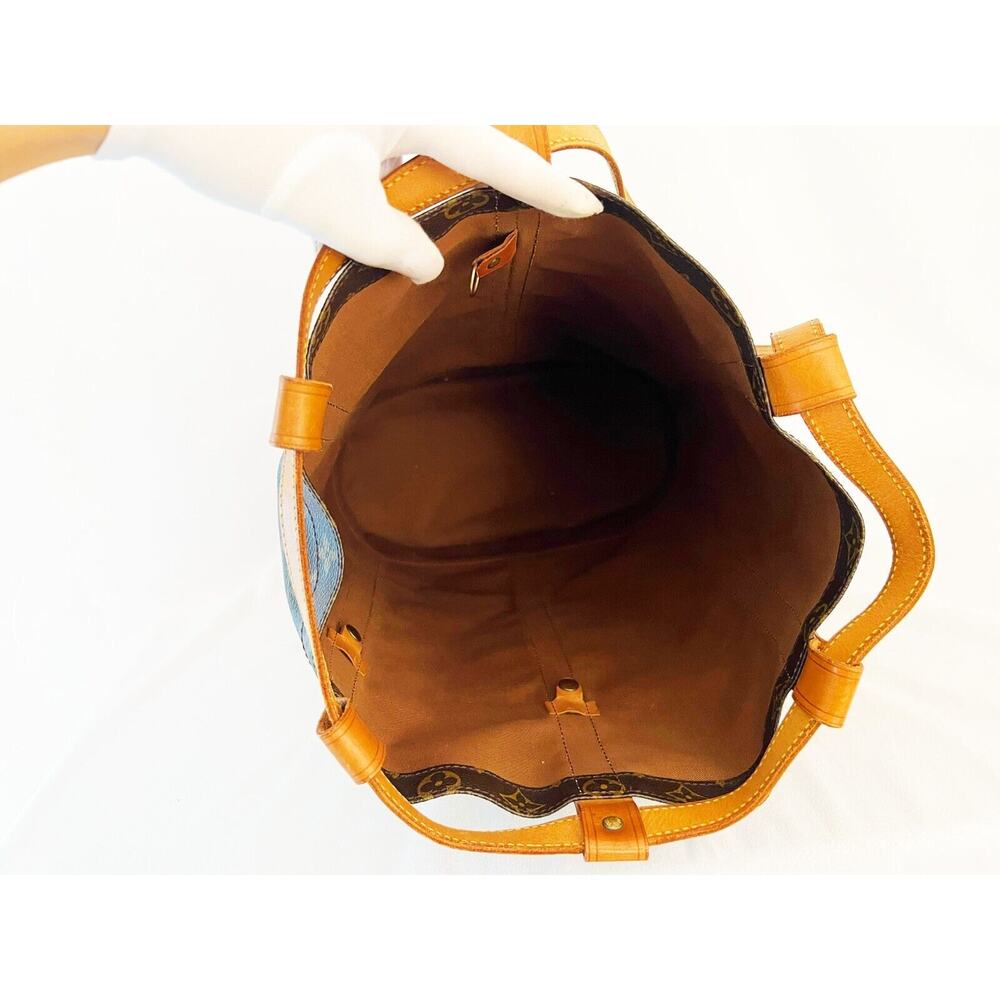 Louis Vuitton Randonnee Bucket & Backpack PM #AR0969 - Picture 2 of 8